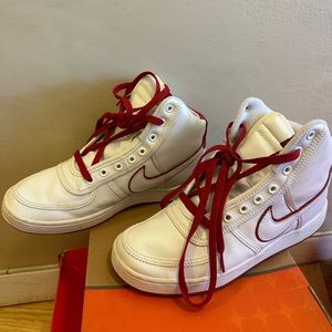 Air Force high tops Men’s size 8.5